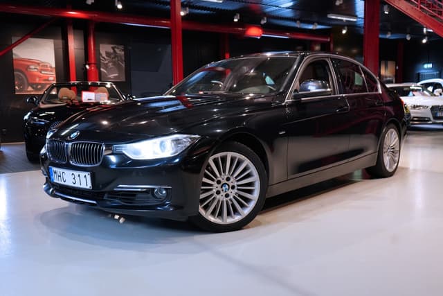 BMW 328 i Sedan Luxury Line | EL-Stolar | Skin | NAV | 245hk