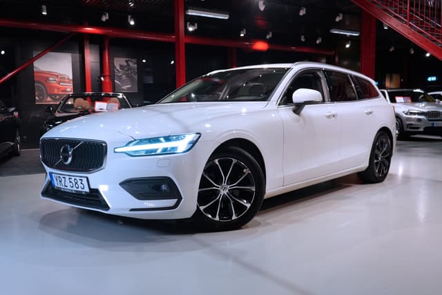 Volvo V60 D4 190hk | Advanced | Momentum | Kamera | Dragkrok