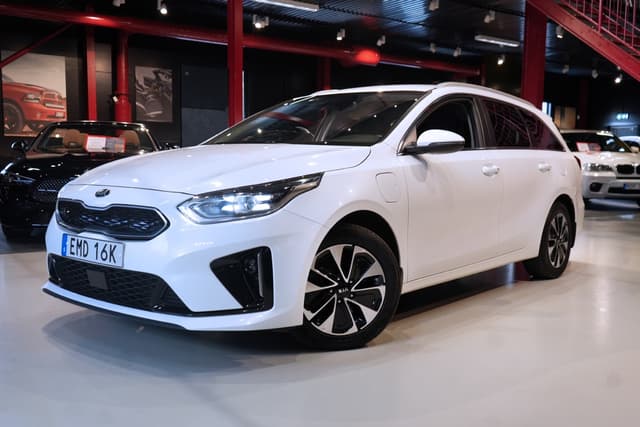 Kia CEED SW Plug-in Hybrid 141hk Advanced Plus Kamera | MOMS