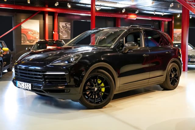 Porsche Cayenne E-Hybrid Panorama Luftfjädring Sport Chrono