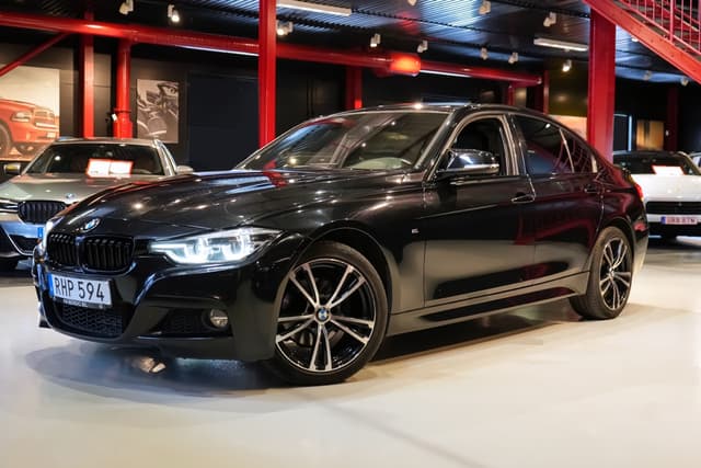 BMW 320 d xDrive M Sport Helläder Dragkrok Navi Motorvärmare
