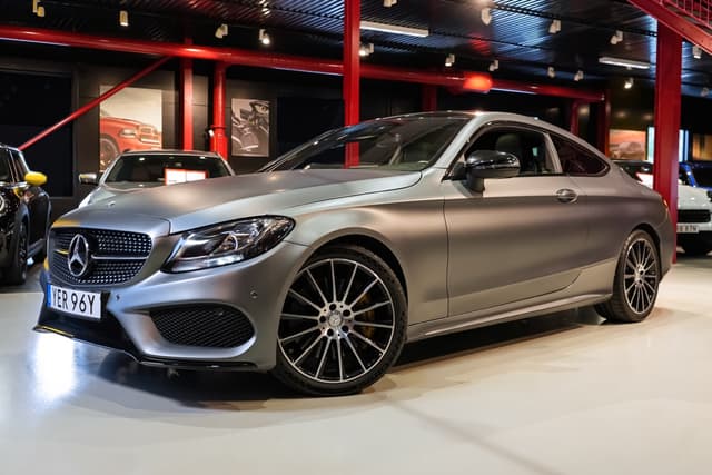 Mercedes-Benz AMG C 43 Coupé 4M Taklucka Burmester El-Stolar