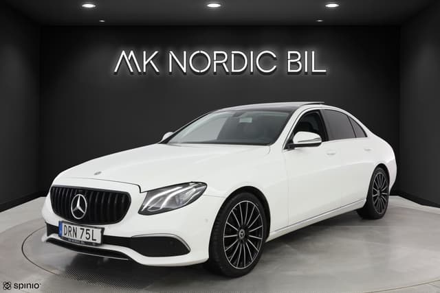 Mercedes-Benz E 200 d Sedan Panorama Widescreen Dragkrok
